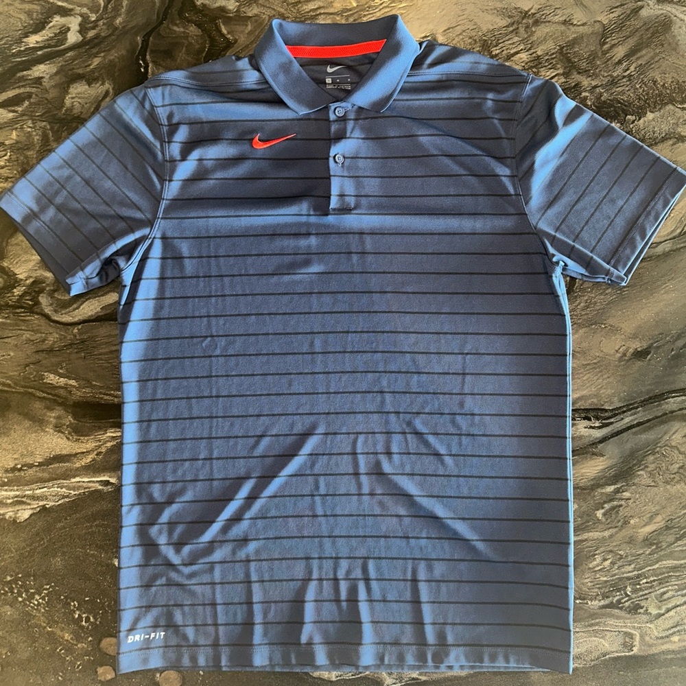 Nike Polo (Size M)